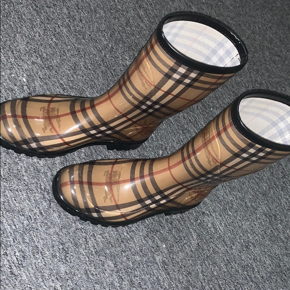 Beige "Nova Check" "Prorsum Knight" Logo Rain Boot